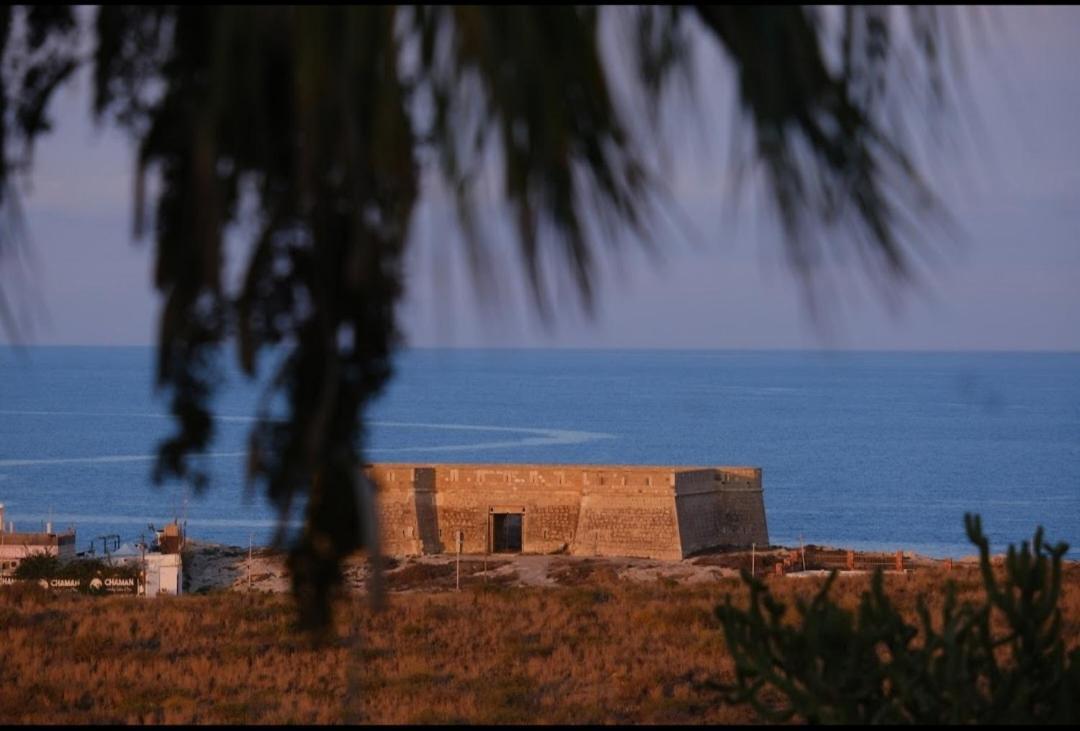 Alojamiento Mar y Montaña Hostal Almería Exterior foto