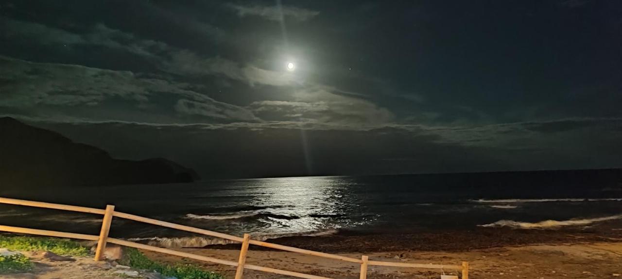 Alojamiento Mar y Montaña Hostal Almería Exterior foto