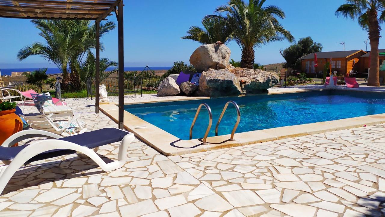 Alojamiento Mar y Montaña Hostal Almería Exterior foto