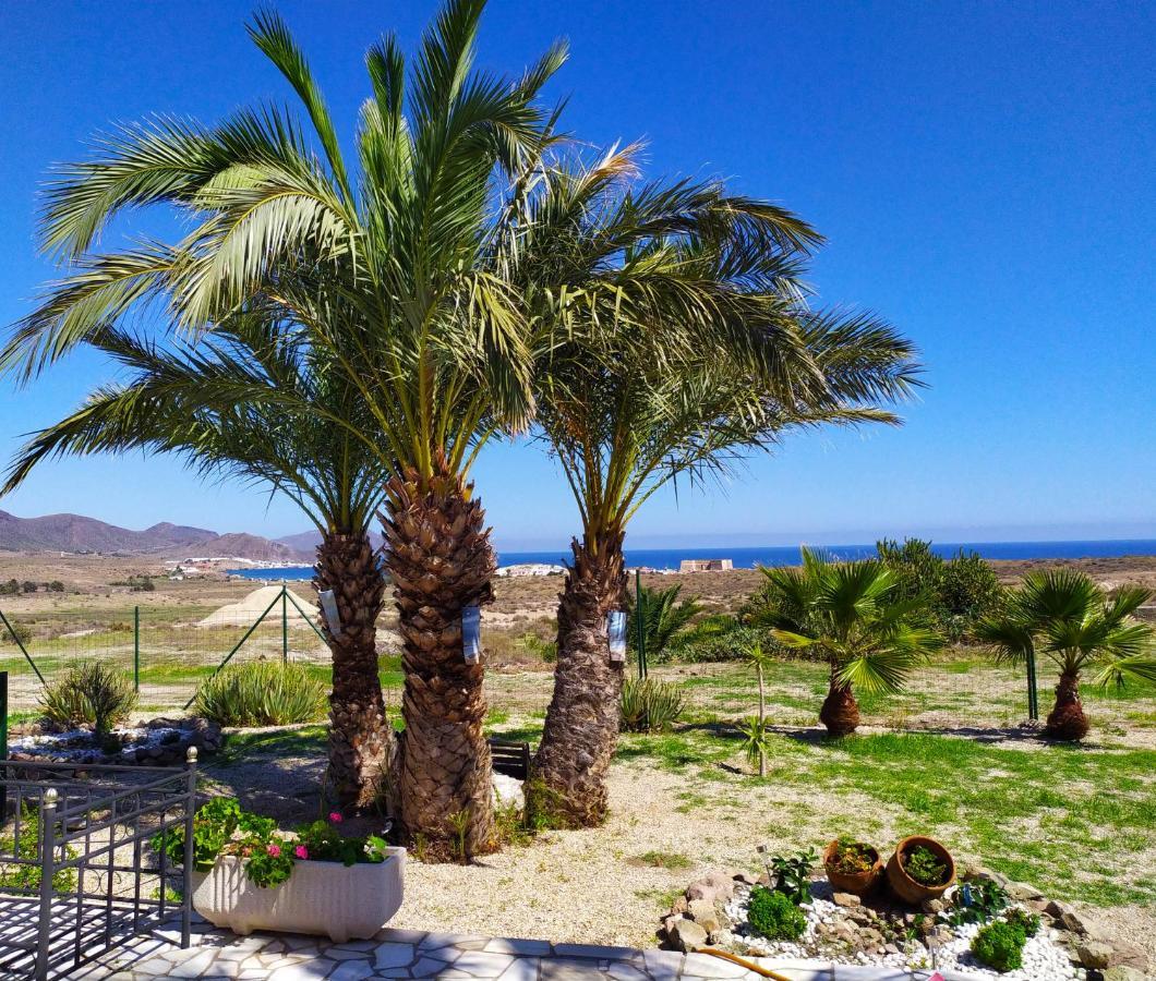 Alojamiento Mar y Montaña Hostal Almería Exterior foto