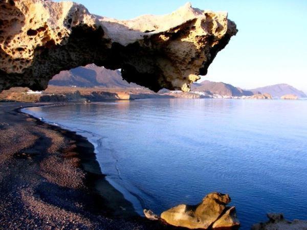 Alojamiento Mar y Montaña Hostal Almería Exterior foto
